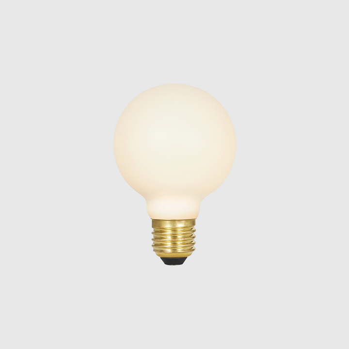 Sphere II E27 Dim-to-Warm LED Bulb