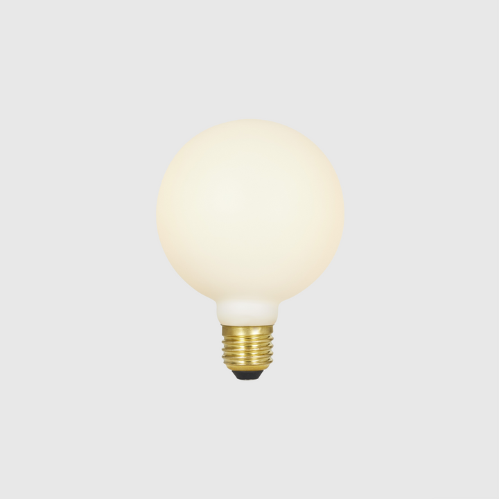 Sphere III E27 Dim-to-Warm LED Bulb