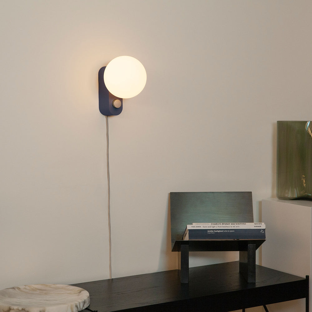 Alumina Multi-Use Lamp in Sapphire