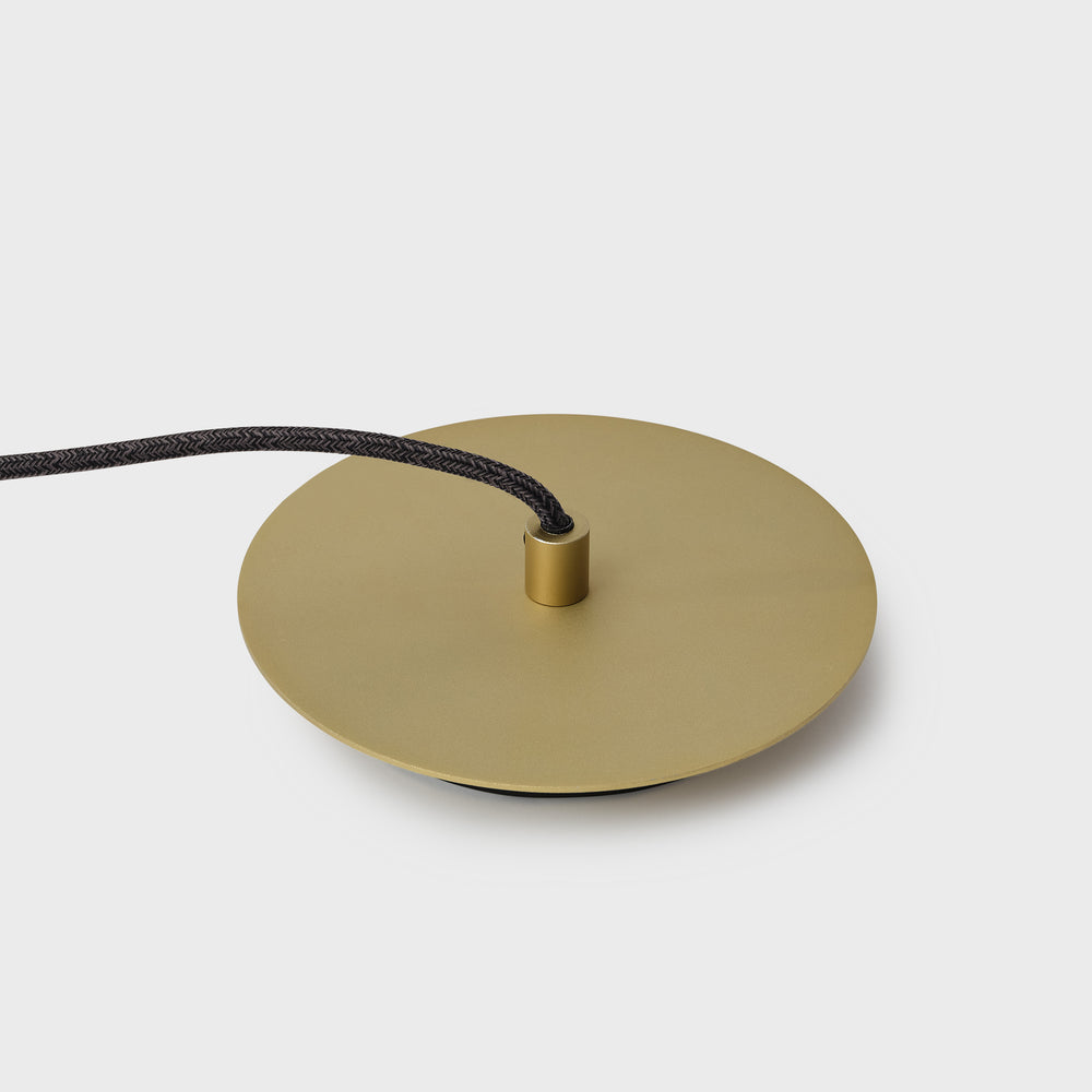 Loop Single Pendant in Gold + Sphere III